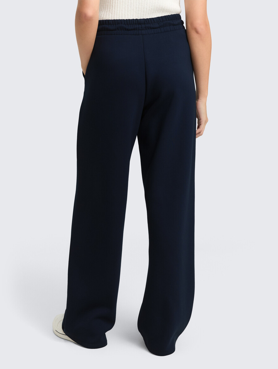 pantalones rectos de buceo