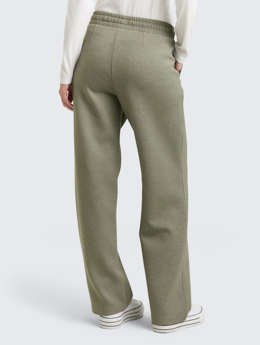 pantalones rectos de buceo