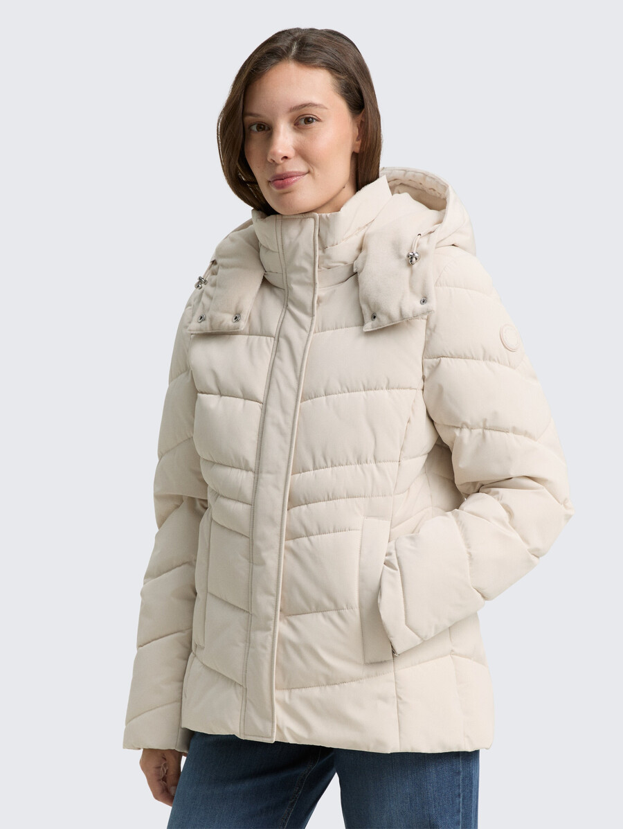 chaqueta acolchada con capucha desmontable