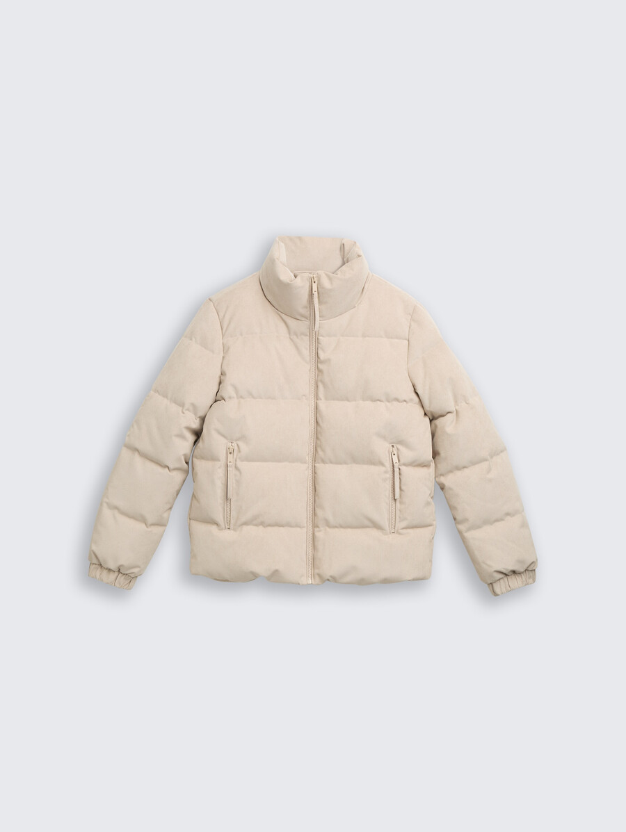 chaqueta acolchada de pana con cuello alto