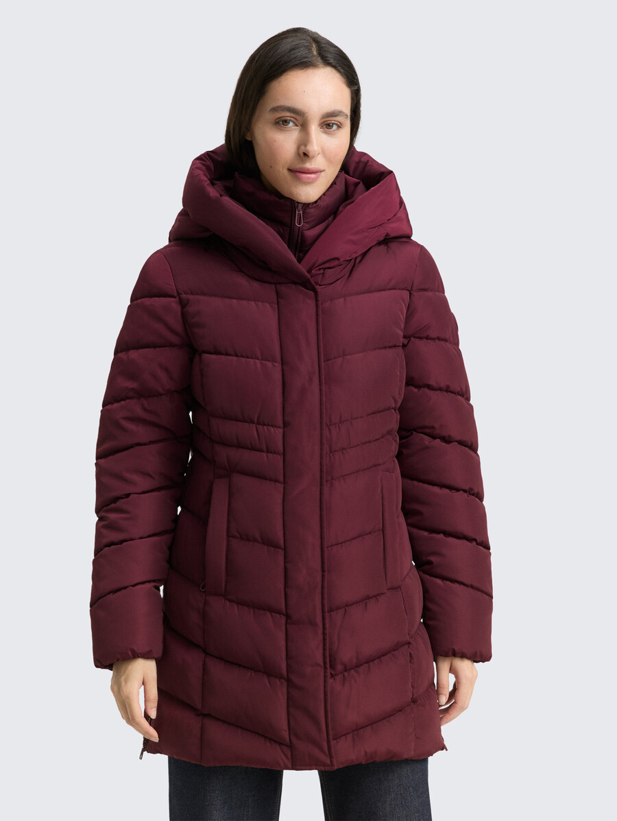 abrigo acolchado con look 2 en 1