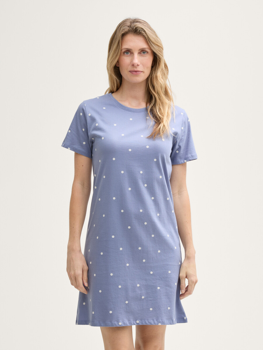 camisón con estampado de lunares