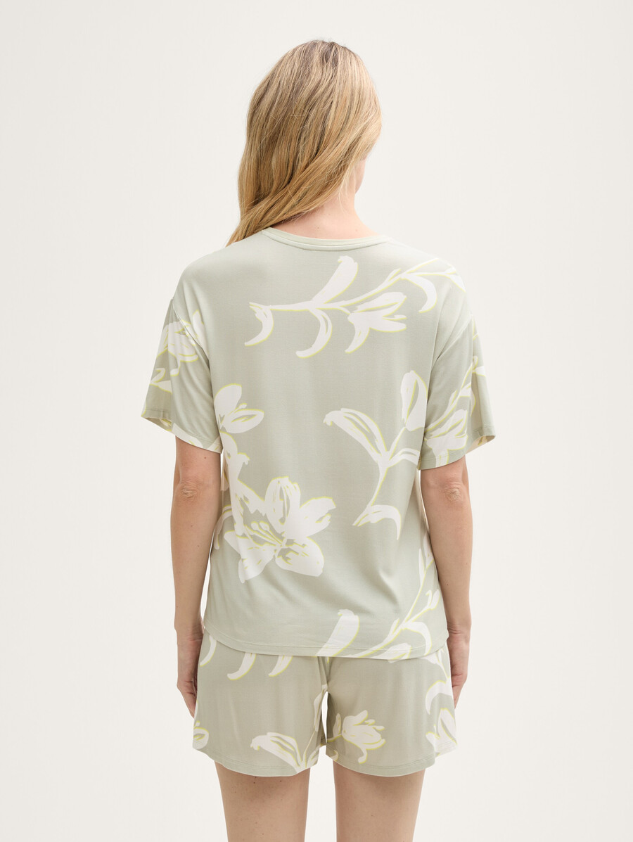 conjunto de pijama con estampado integral