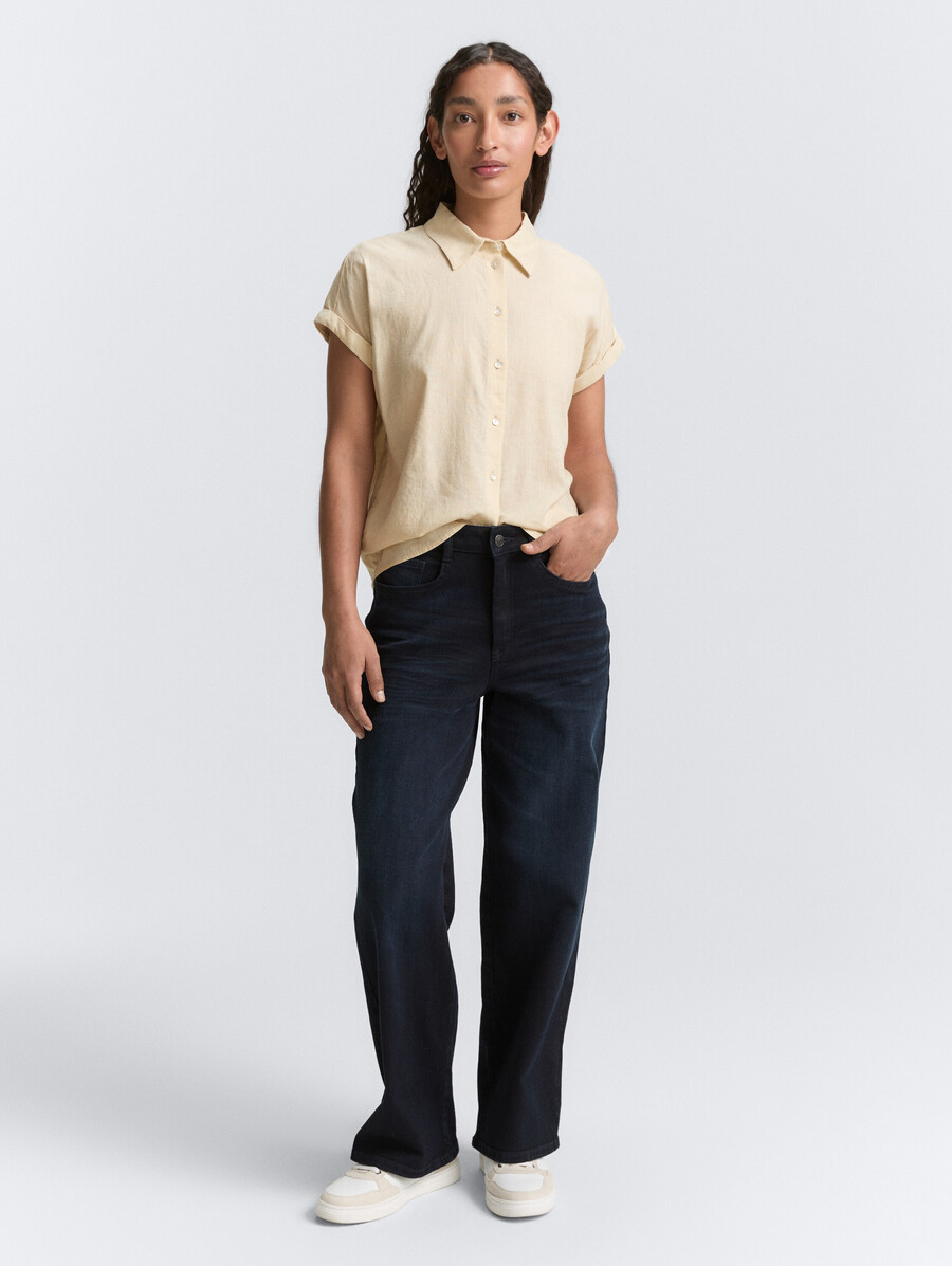 blusa holgada con contenido de lino