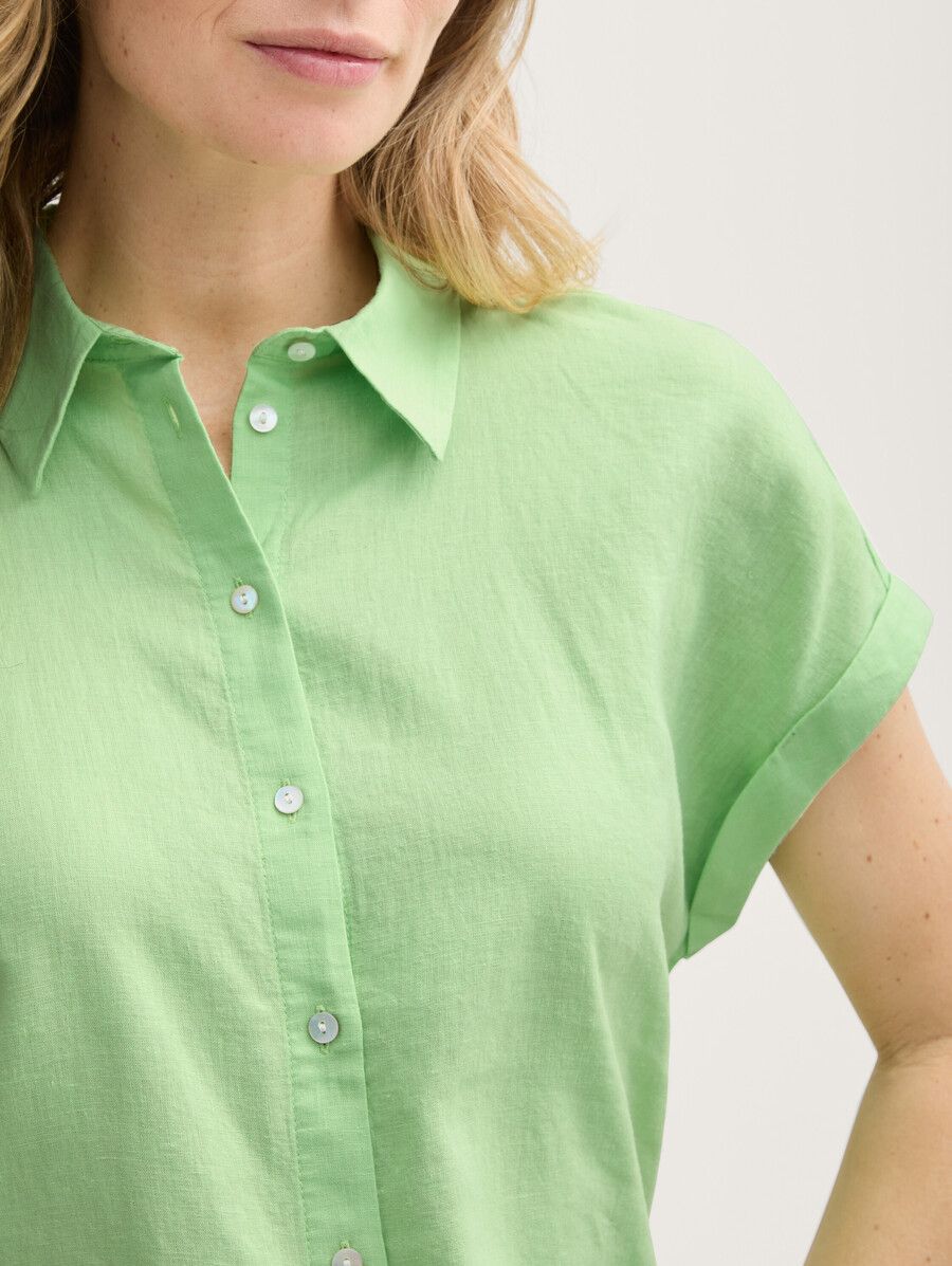 blusa holgada con contenido de lino