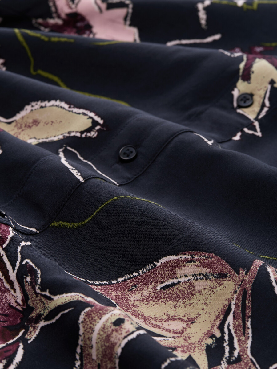 talla grande - blusa con estampado floral