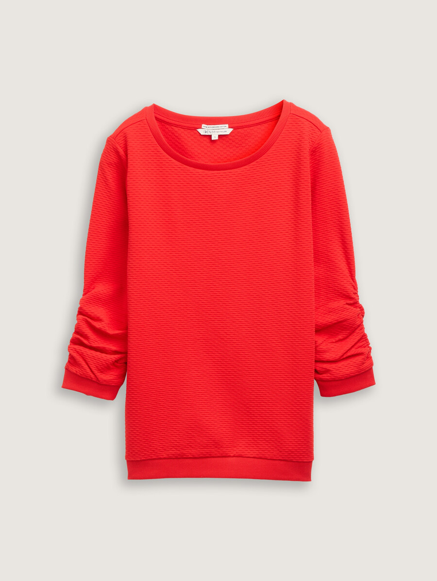 sudadera con volantes