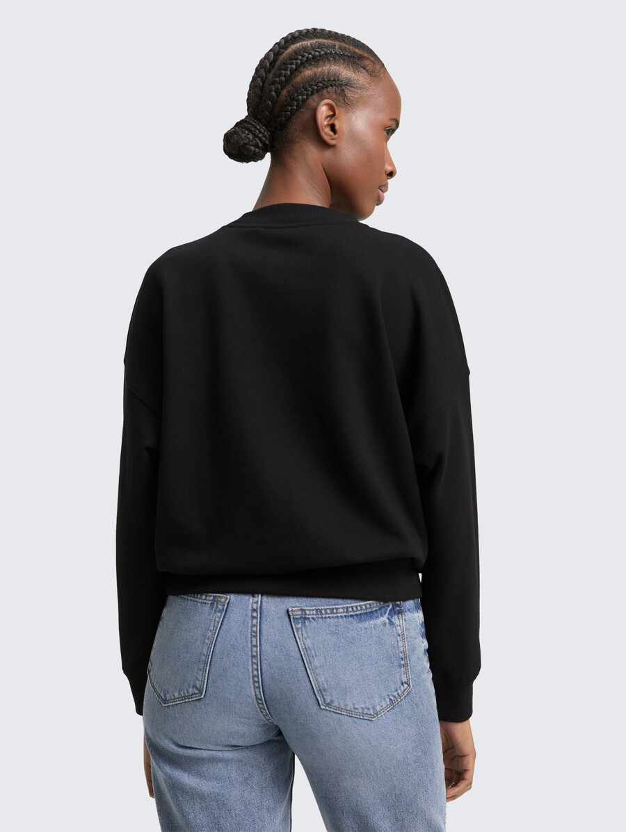 sudadera con bordado de purpurina