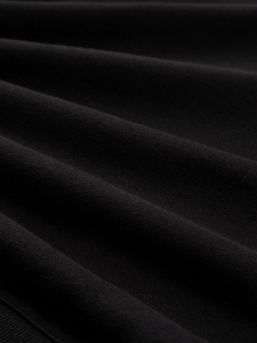 sudadera con bordado de purpurina