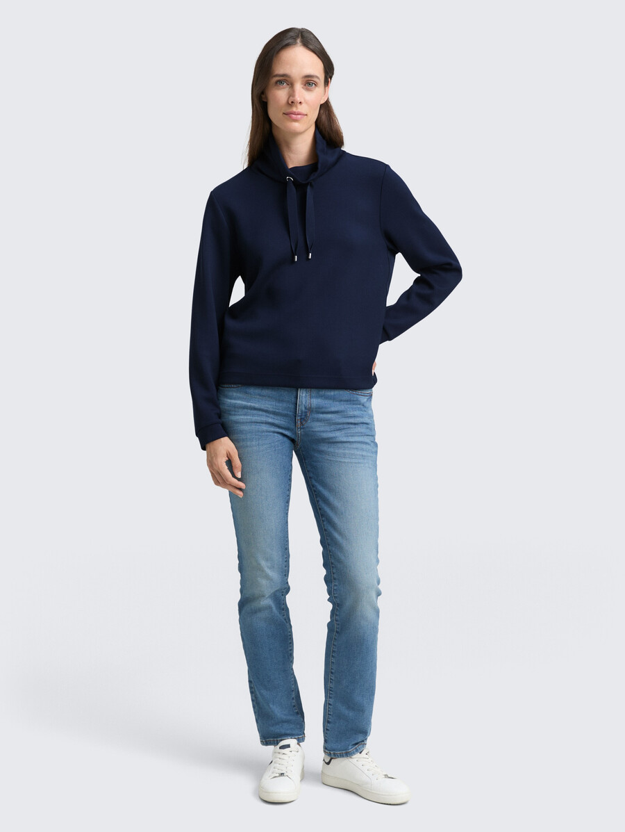 sudadera de buceo con cuello alto
