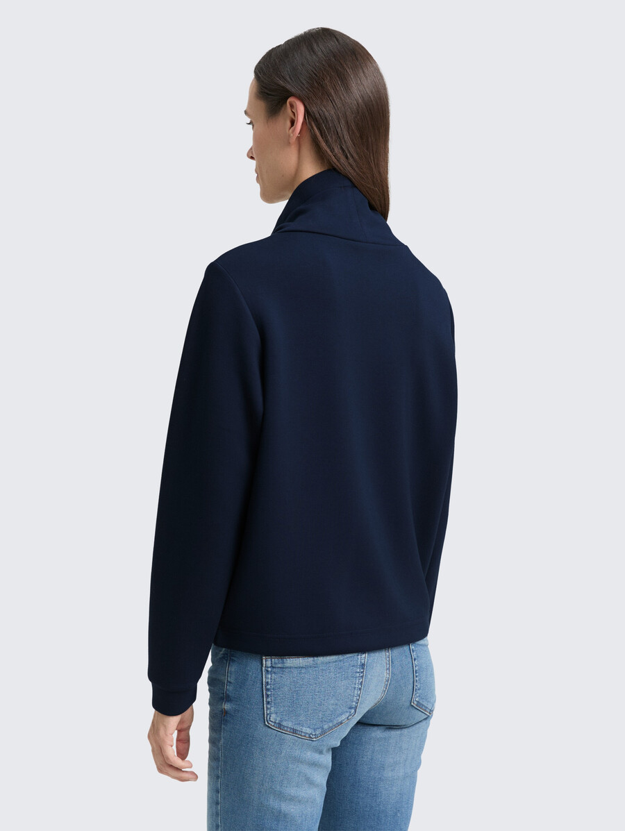 sudadera de buceo con cuello alto