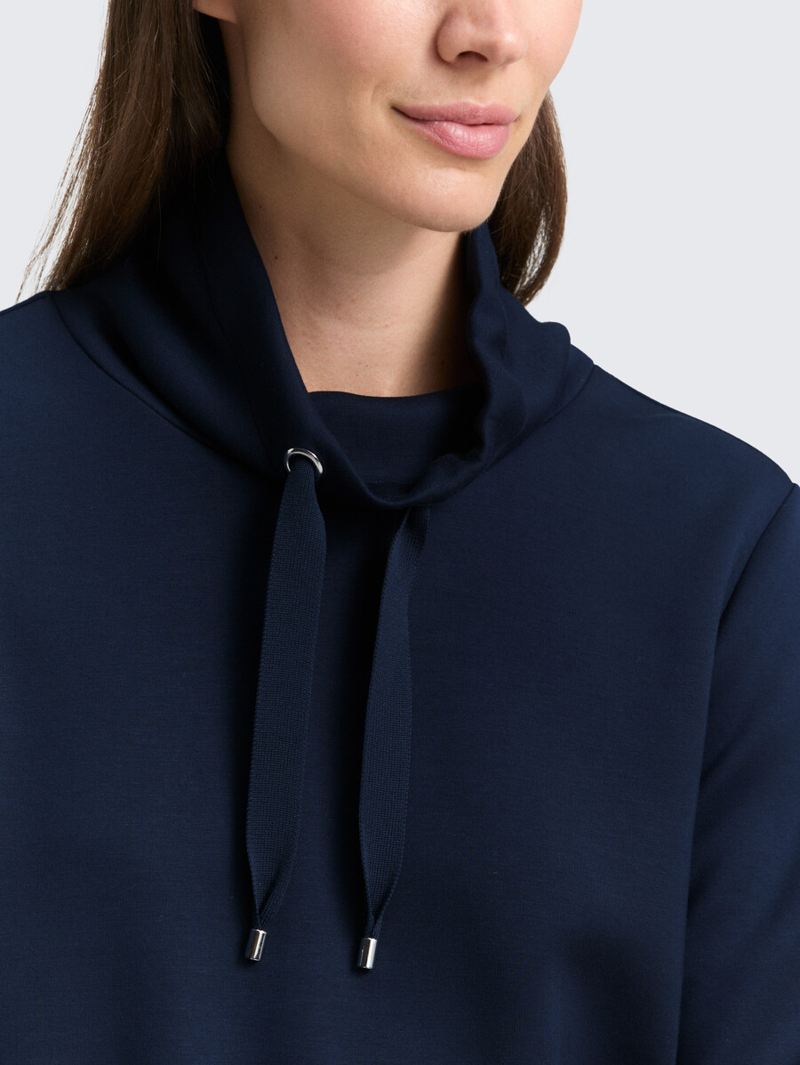 sudadera de buceo con cuello alto