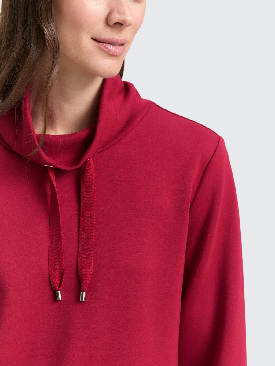 sudadera de buceo con cuello alto