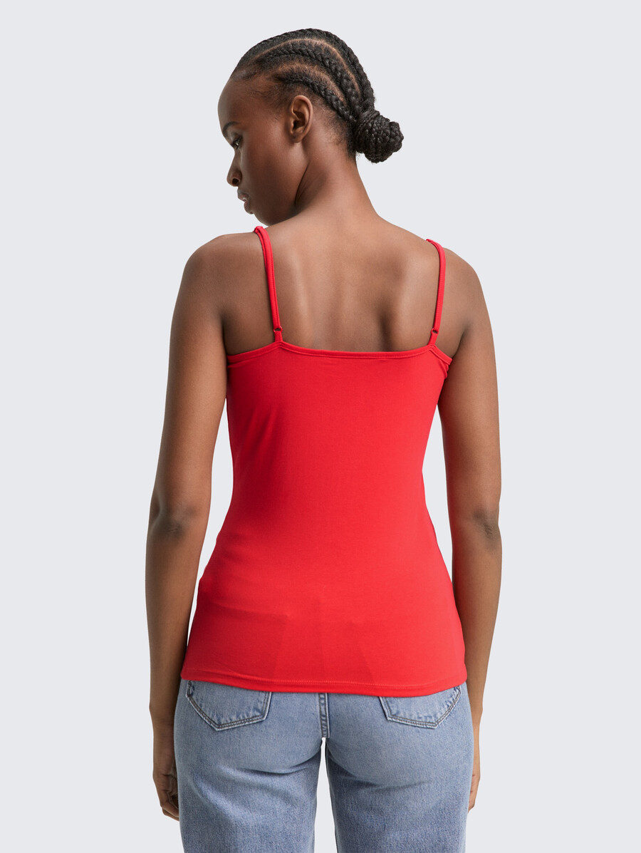 camiseta sin mangas de corte entallado