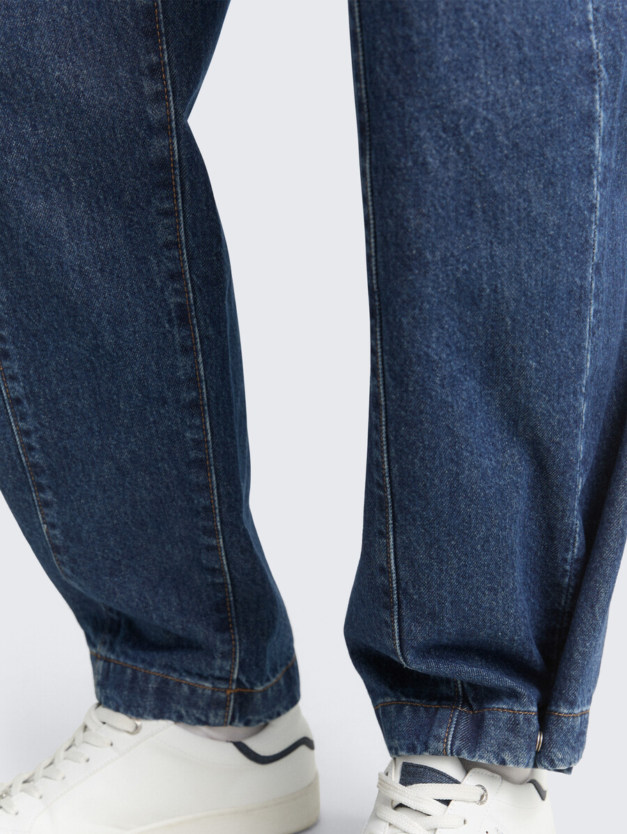vaqueros ttadea barrel con abertura de pierna ajustable