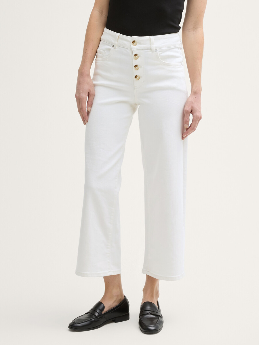 vaqueros culotte con tapeta de botones