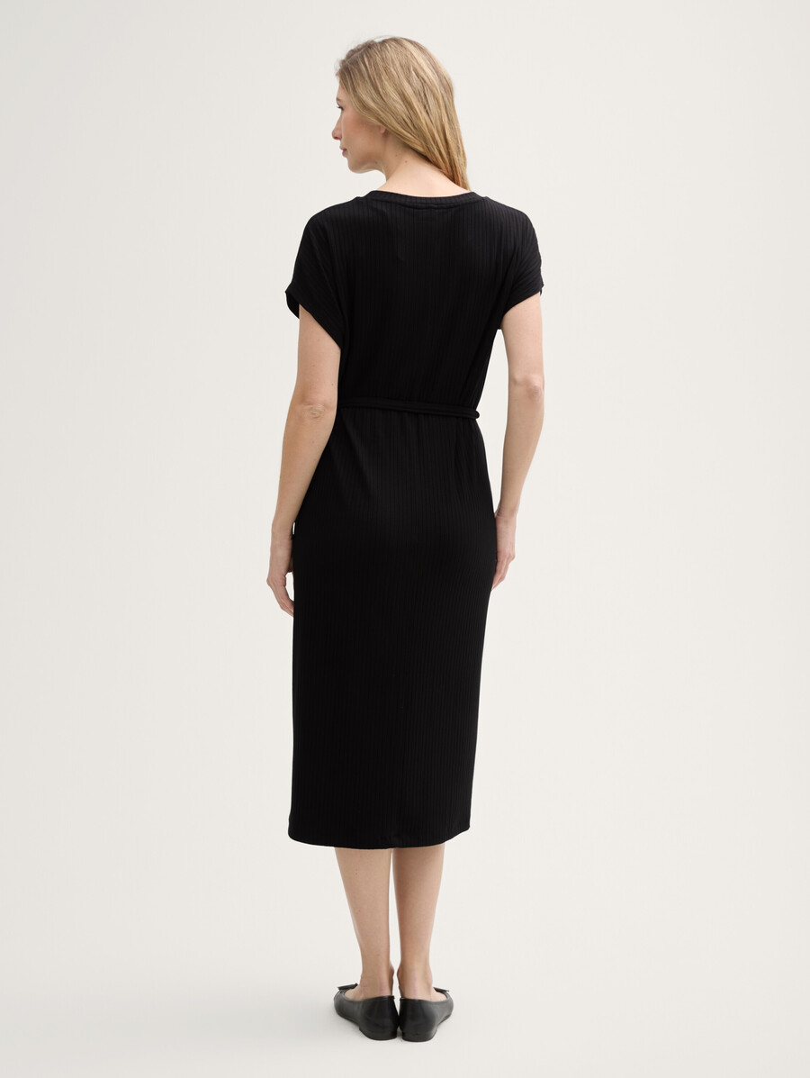 vestido midi de canalé con cinturón