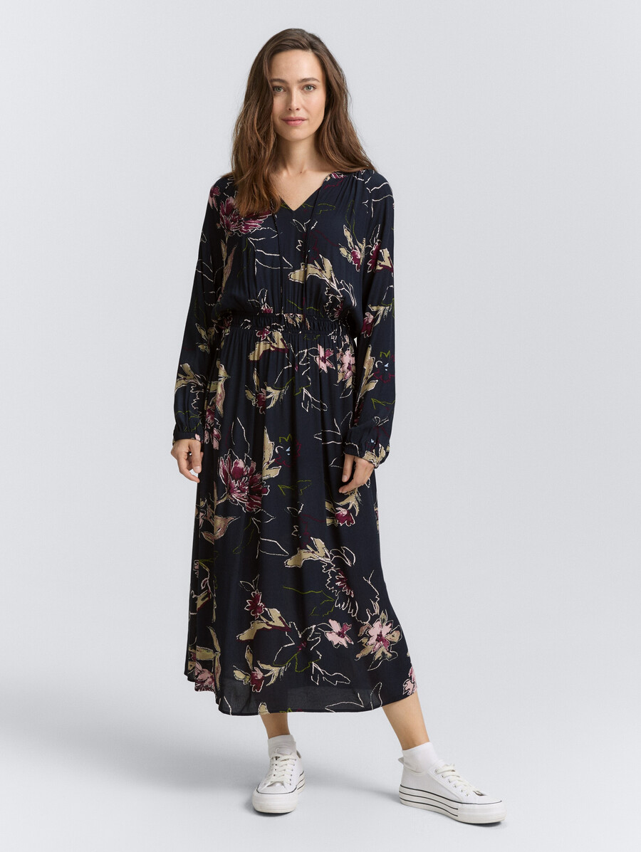 vestido largo con estampado floral