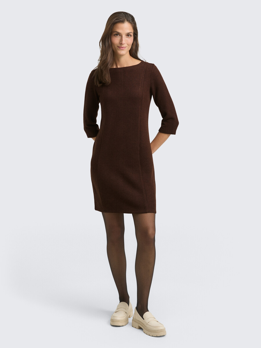 vestido acogedor con mangas 34