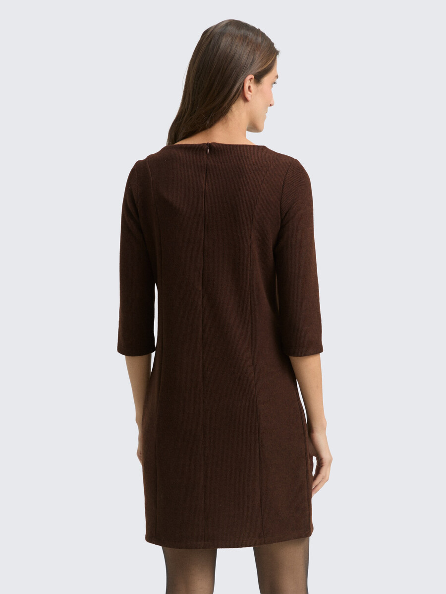 vestido acogedor con mangas 34