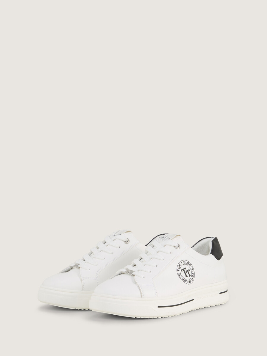zapatillas con estampado de logo