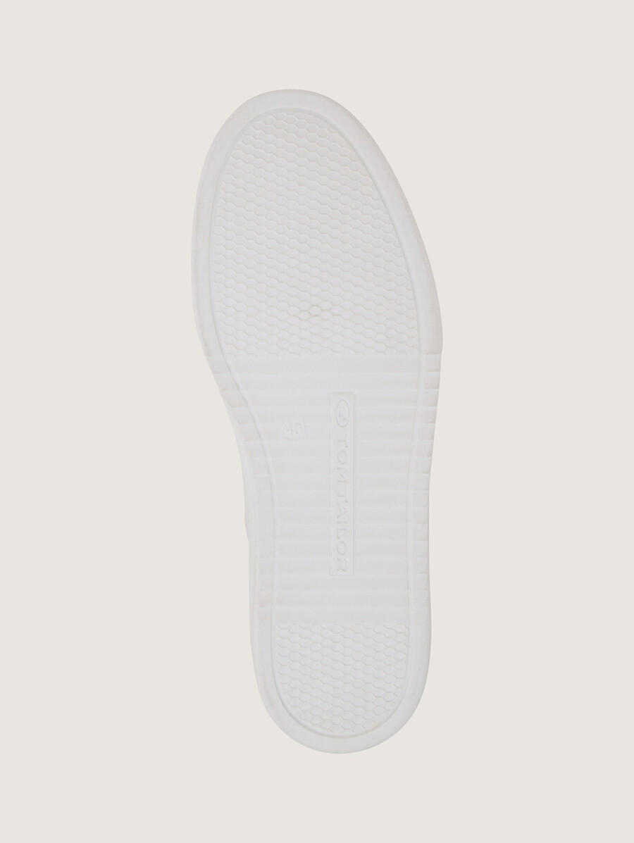 zapatillas con bloques de color