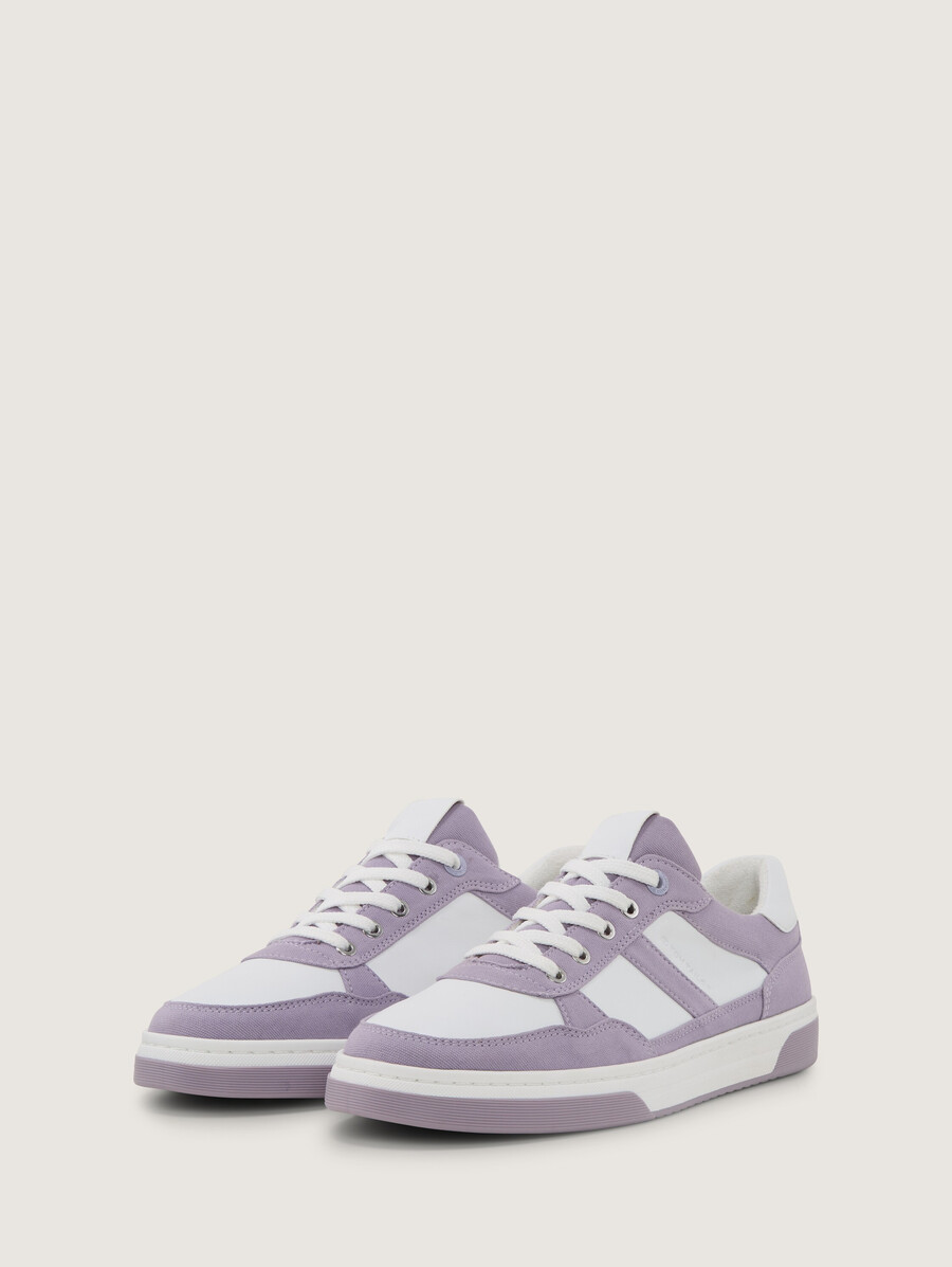 zapatillas con bloques de color