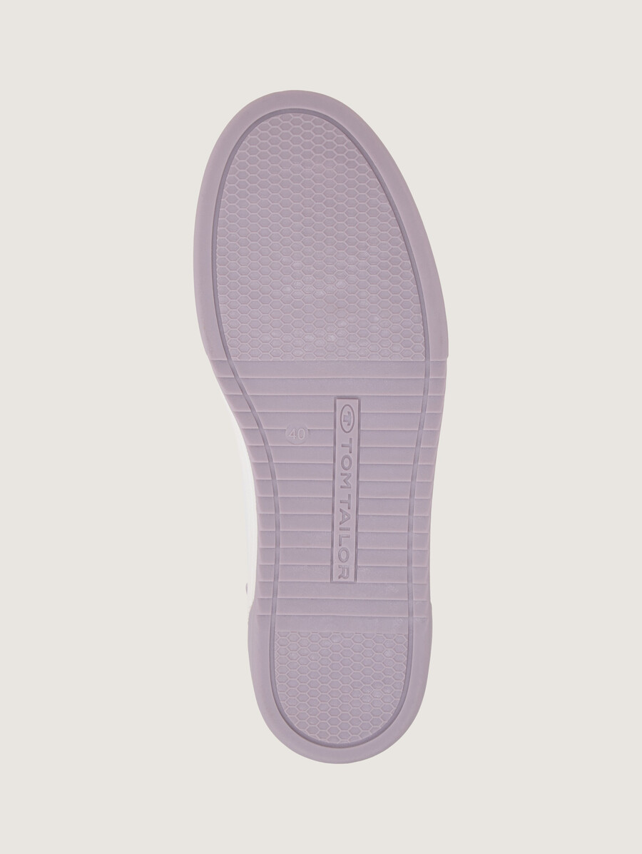 zapatillas con bloques de color