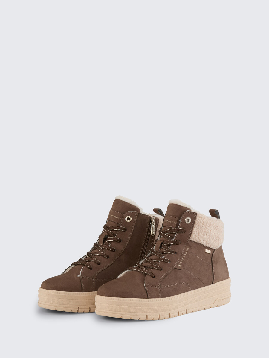 botines impermeables con forro