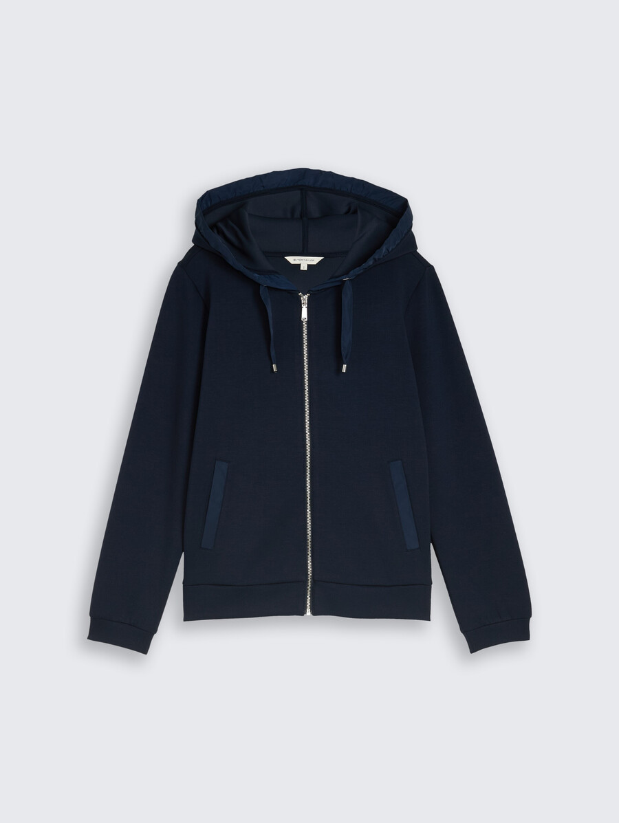 chaqueta sudadera con capucha confeccionada en tejido de buceo