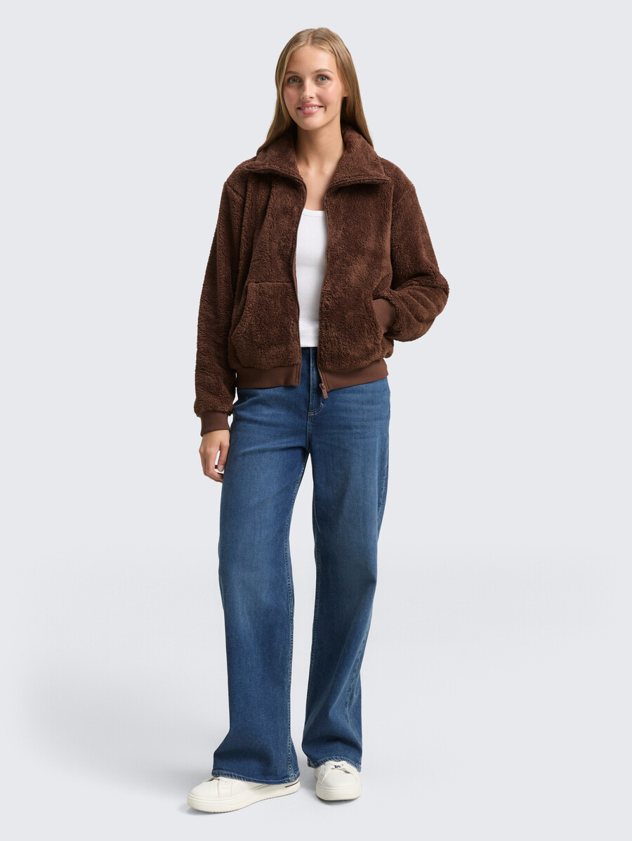 chaqueta deportiva de peluche