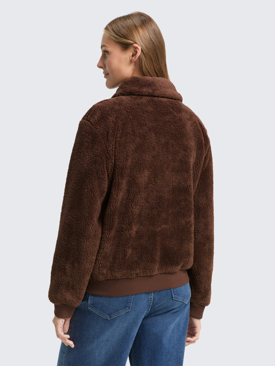 chaqueta deportiva de peluche